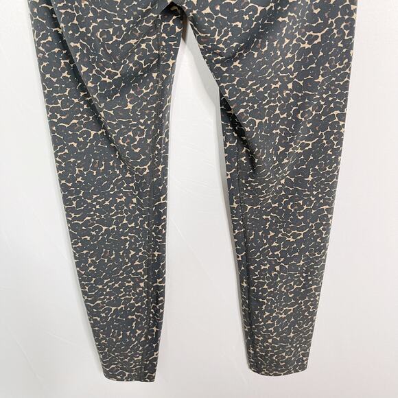 New Varley Let's Move High Rise Leggings Cluster Leopard Print Medium M Workout - Picture 7 of 13